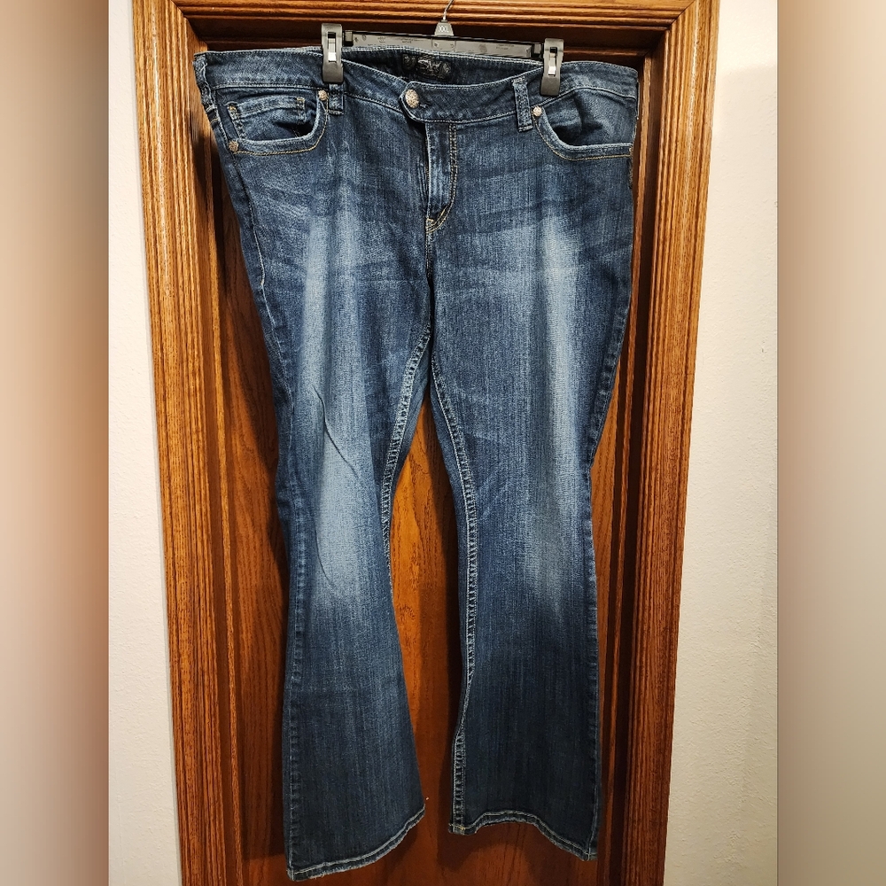 Silver Brand Tuesday Jeans 24W x 35
